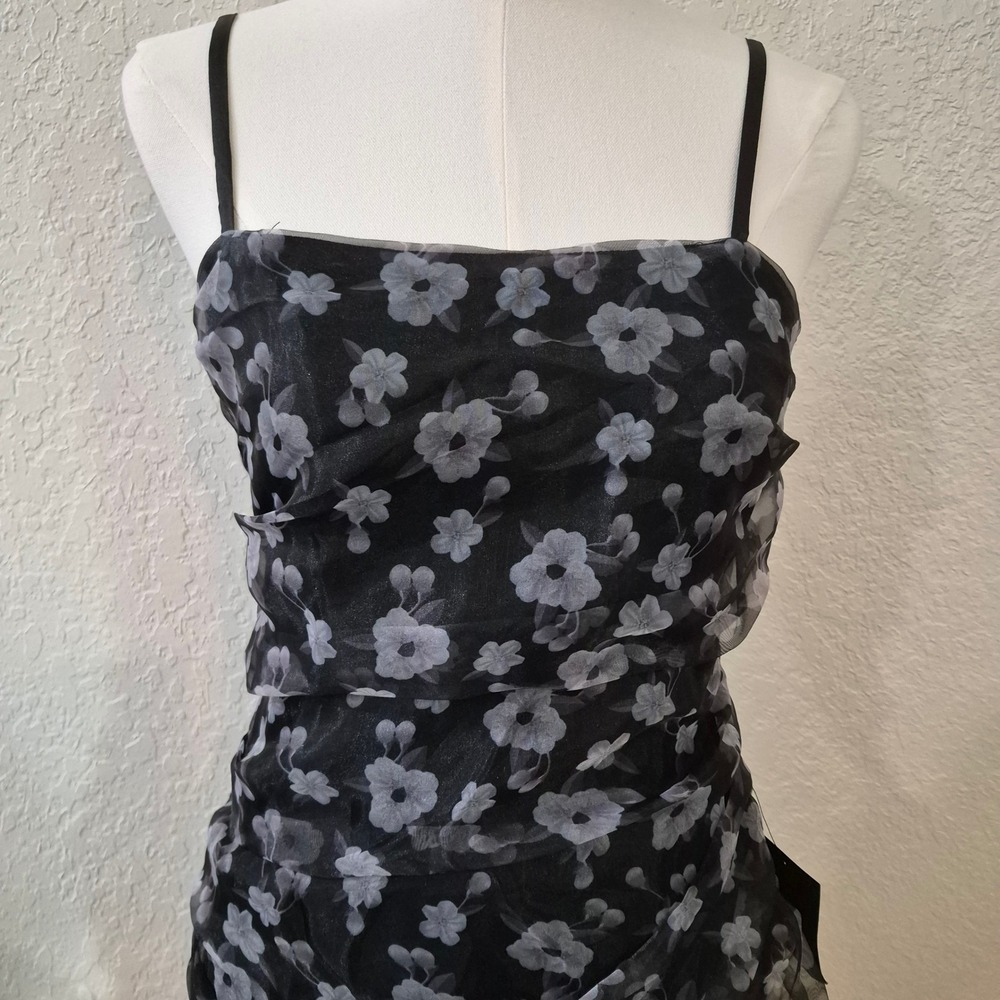 Lulus Floral Mesh Ruched Bodycon Mini Dress NWT M Black Gray Party Night Out - Picture 3 of 10